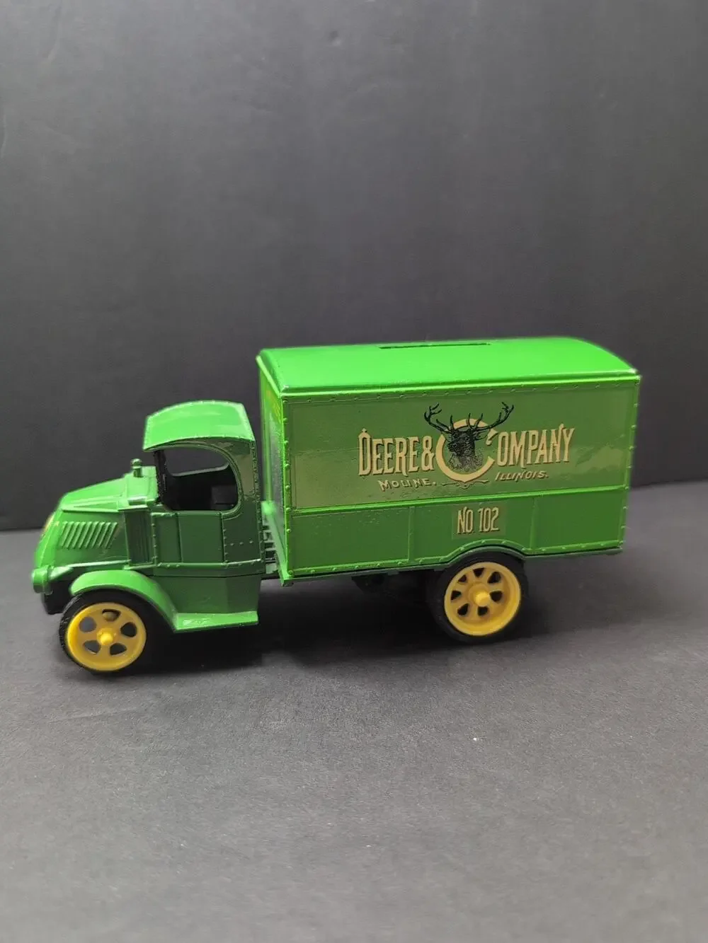 Ertl 1926 Mack Truck Van Coin Bank Die-Cast Metal John Deere